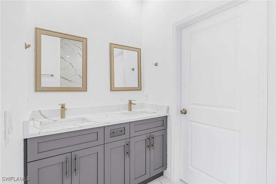 Completed - Elegantly Finished Bathroom